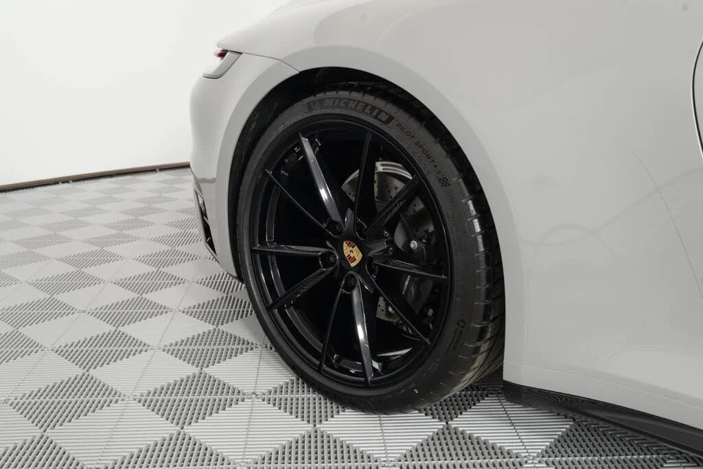 2024 Porsche 992 Carrera - Image 21 of 31