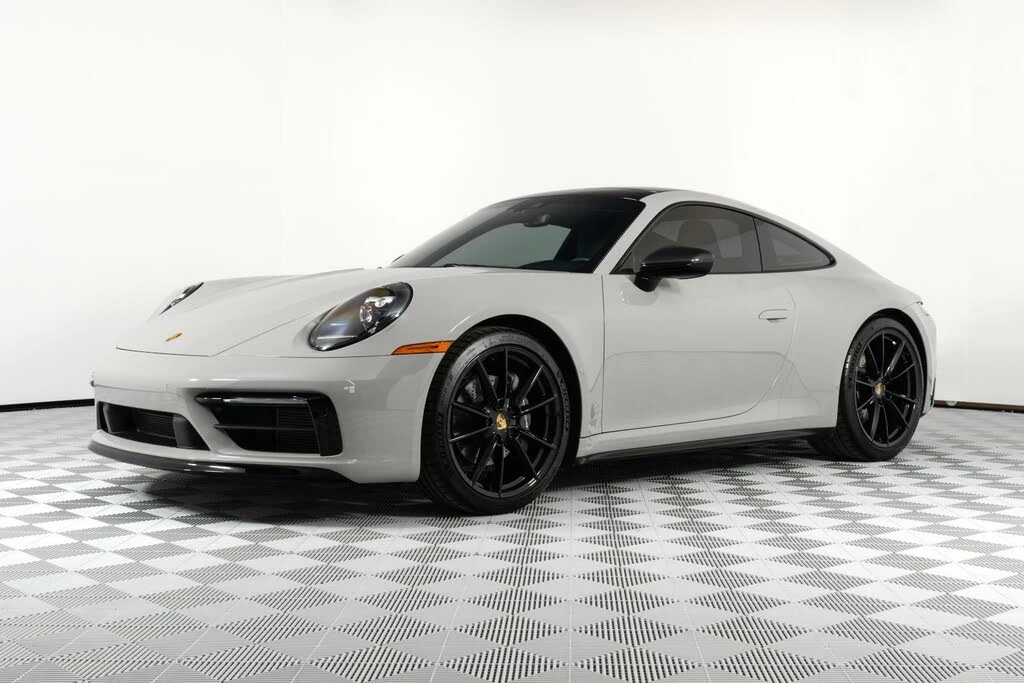 2024 Porsche 992 Carrera - Image 7 of 31