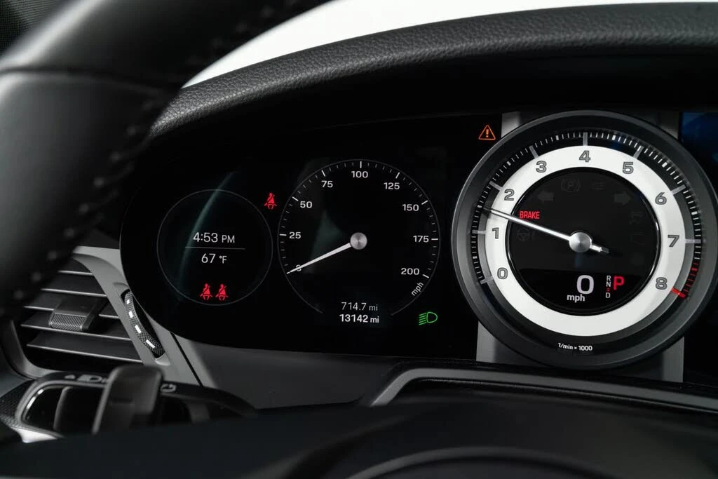 2024 Porsche 992 Carrera - Image 29 of 31