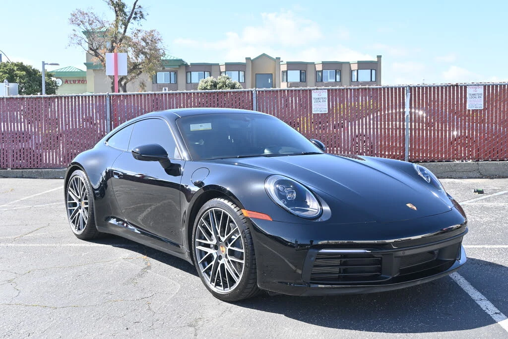2024 Porsche 992 Carrera - Image 28 of 31