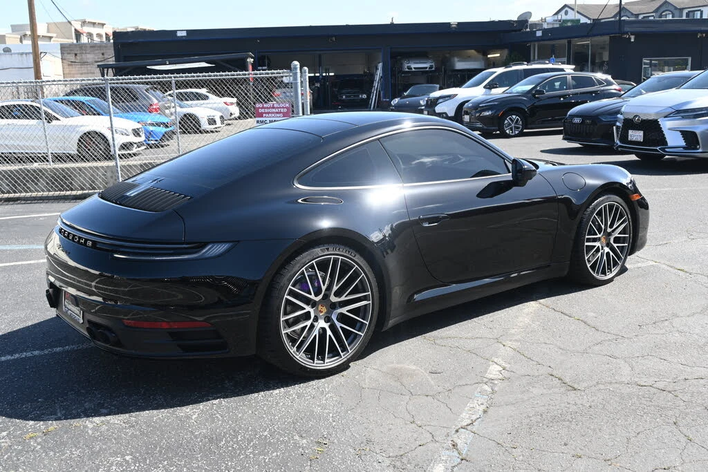 2024 Porsche 992 Carrera - Image 16 of 31