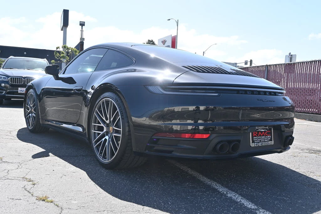 2024 Porsche 992 Carrera - Image 10 of 31