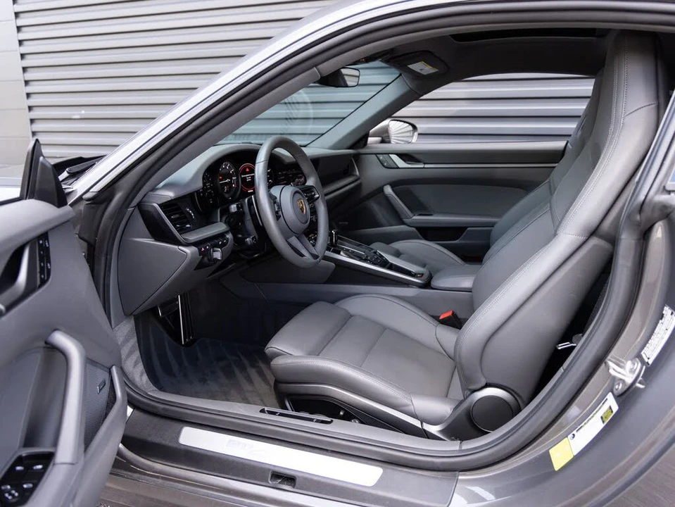 2024 Porsche 992 Carrera - Image 22 of 31