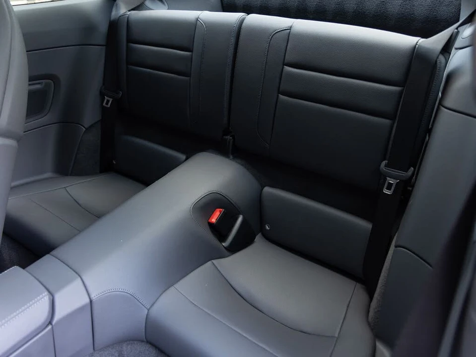 2024 Porsche 992 Carrera - Image 24 of 31