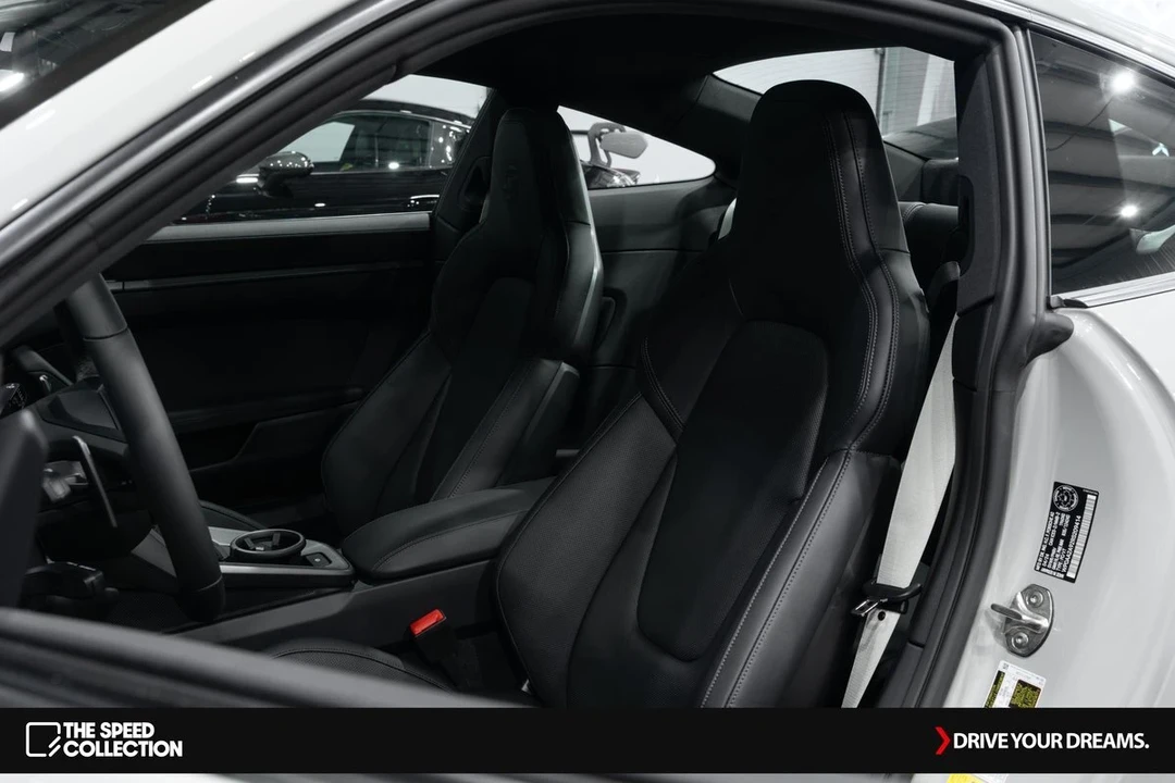 2024 Porsche 992 Carrera - Image 14 of 21