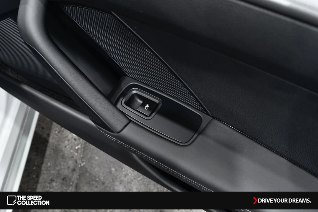 2024 Porsche 992 Carrera - Image 19 of 21
