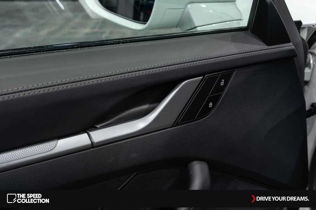 2024 Porsche 992 Carrera - Image 10 of 21