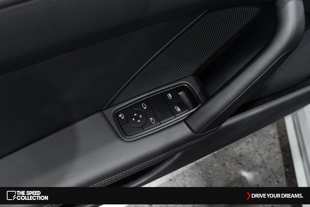 2024 Porsche 992 Carrera - Image 11 of 21
