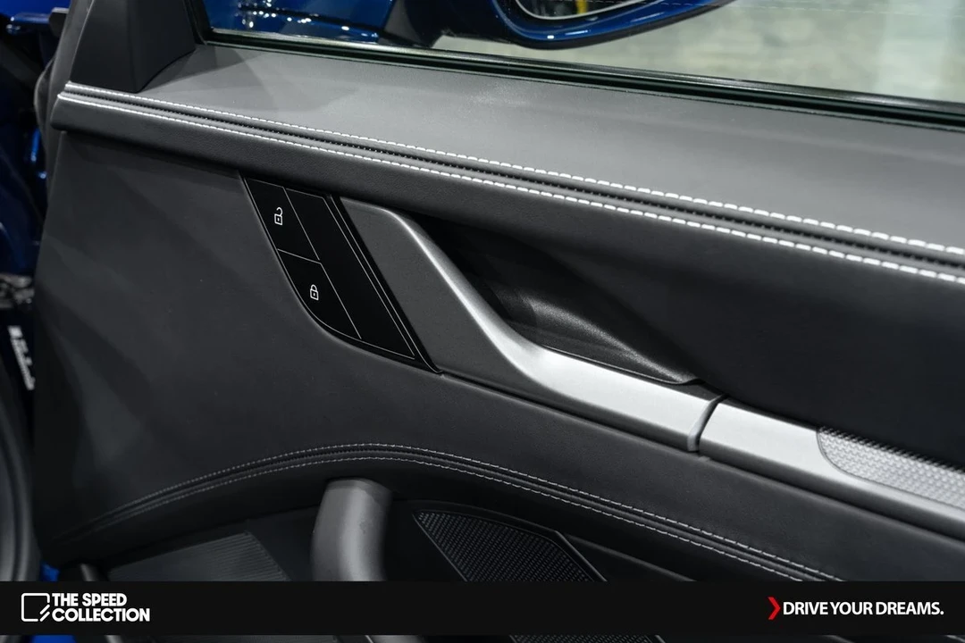2024 Porsche 992 Carrera - Image 18 of 21