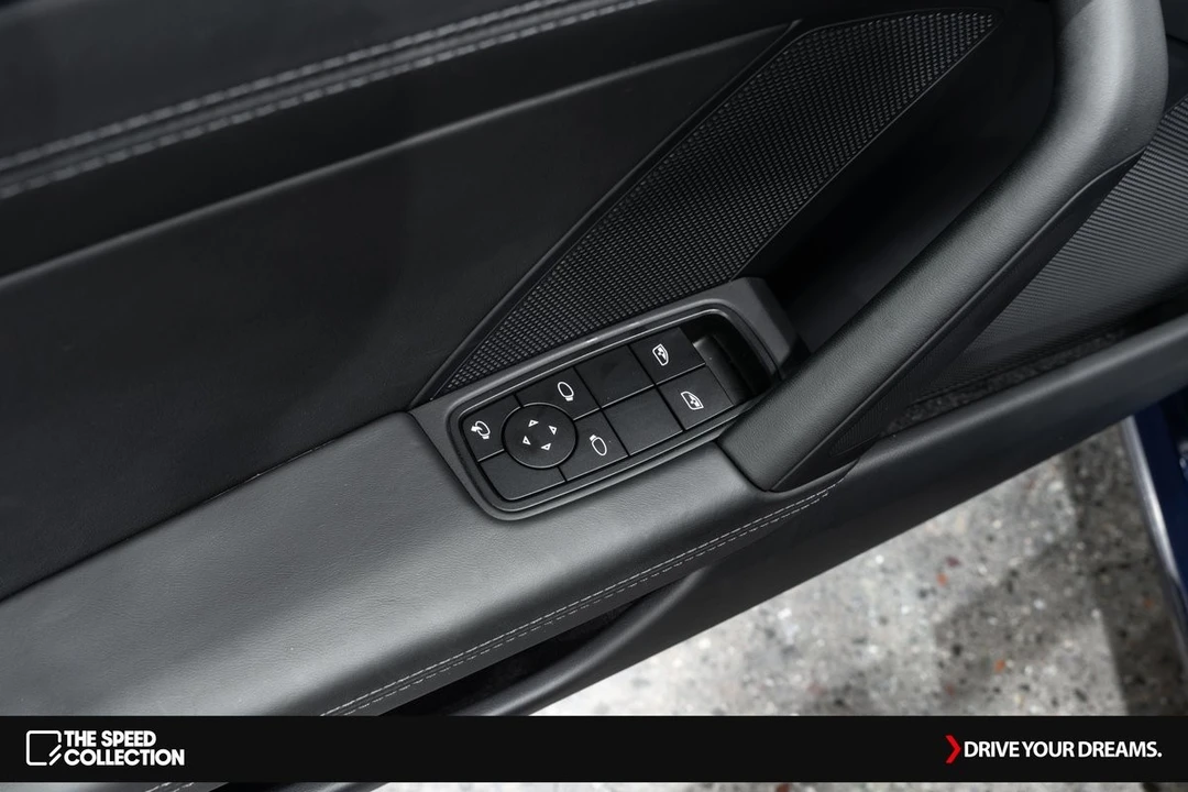 2024 Porsche 992 Carrera - Image 11 of 21