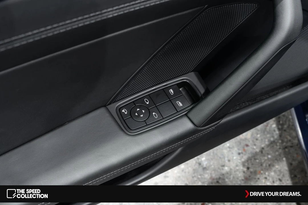 2024 Porsche 992 Carrera - Image 11 of 21