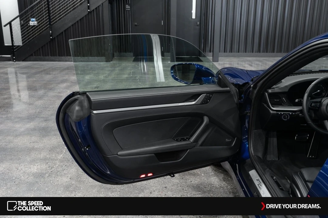 2024 Porsche 992 Carrera - Image 9 of 21