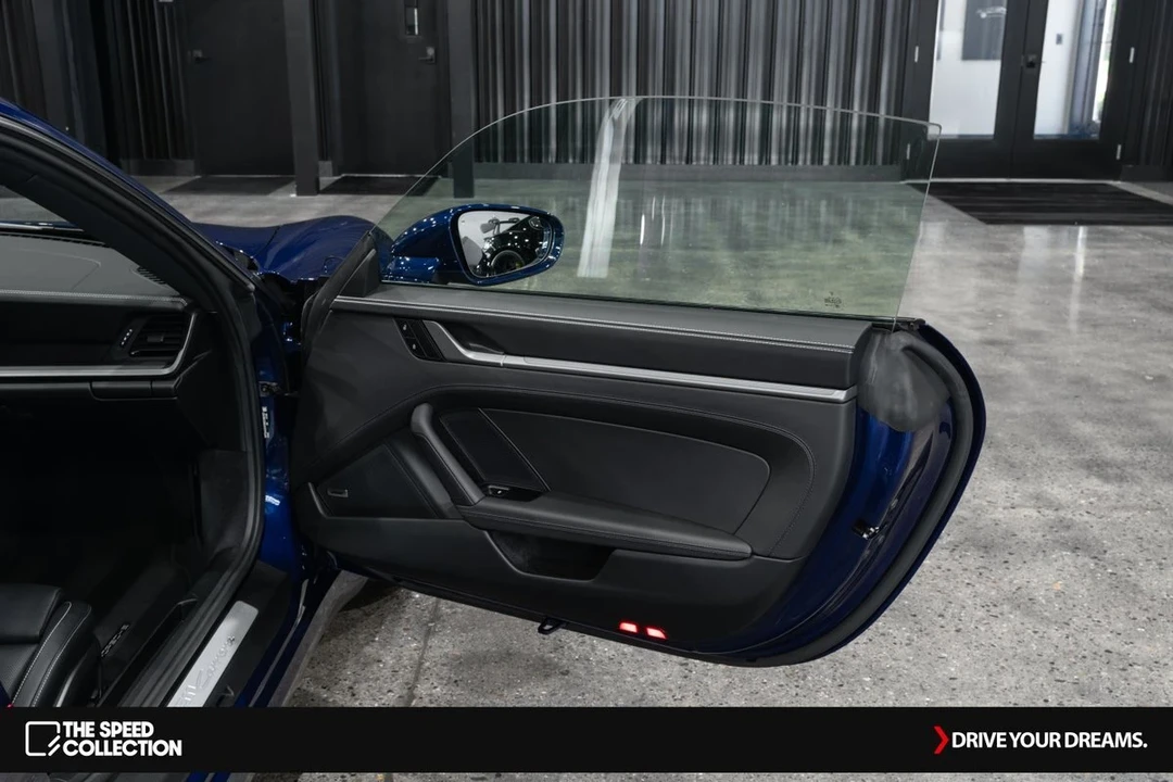2024 Porsche 992 Carrera - Image 17 of 21