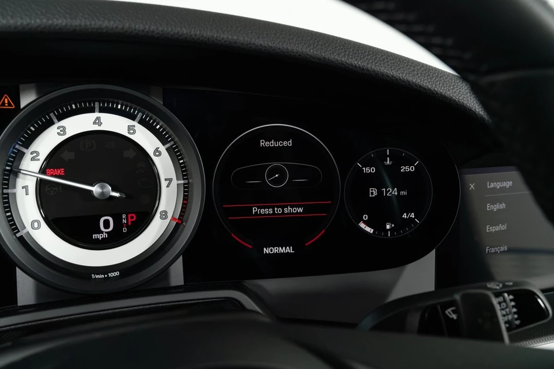 2024 Porsche 992 Carrera - Image 30 of 31