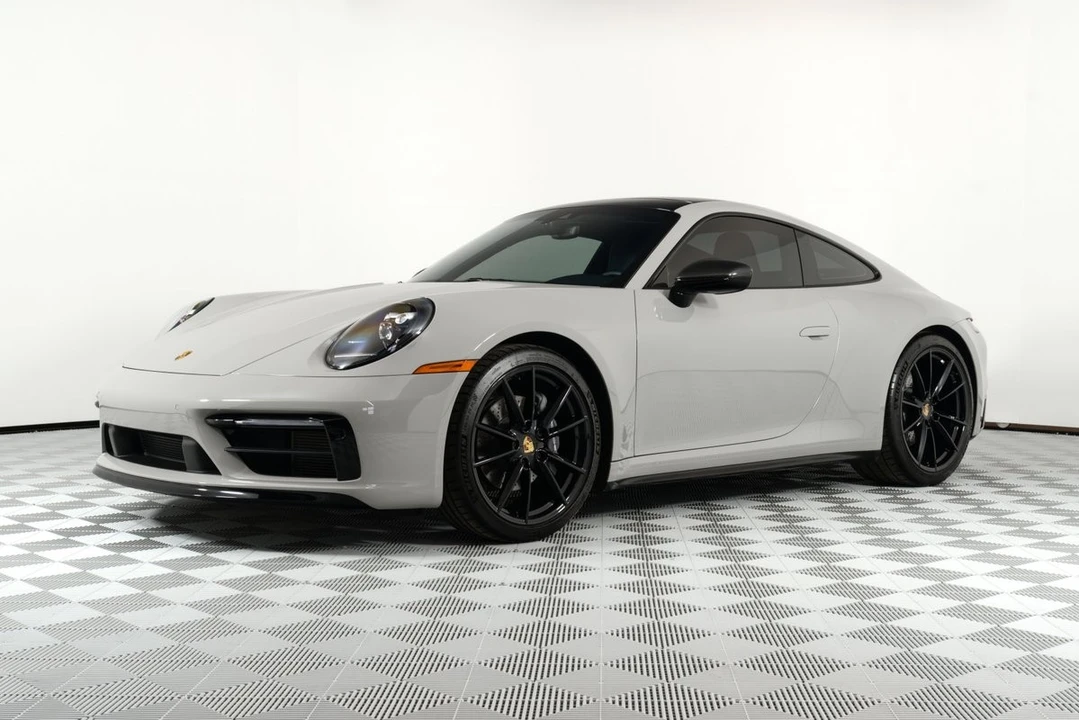 2024 Porsche 992 Carrera - Image 3 of 31