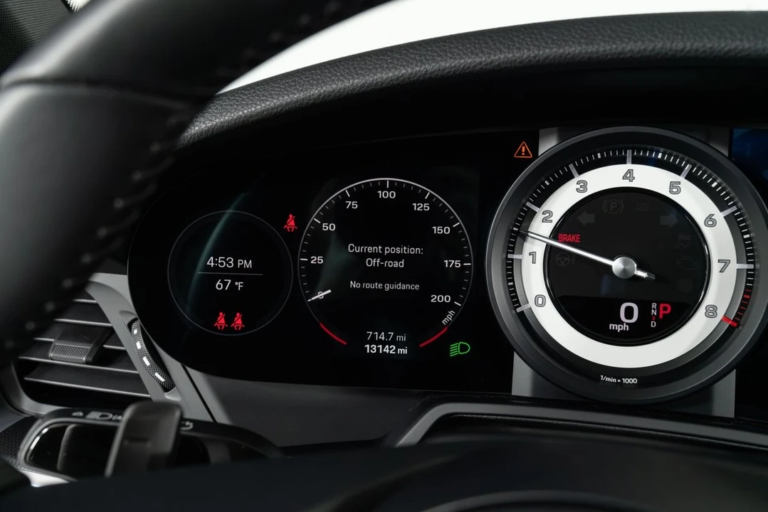 2024 Porsche 992 Carrera - Image 29 of 31