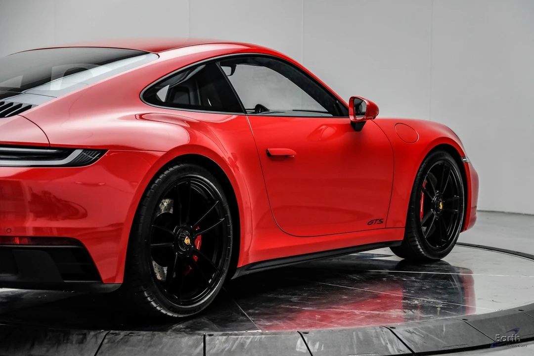 2024 Porsche 992 Carrera GTS - Image 18 of 31