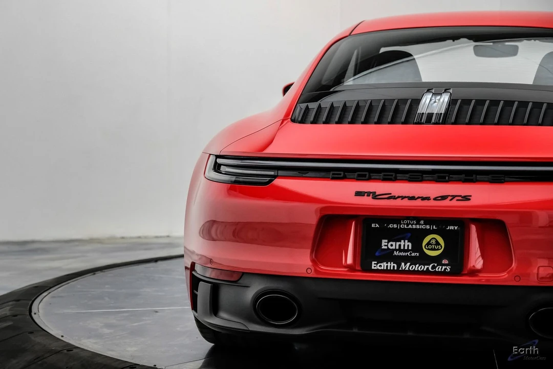 2024 Porsche 992 Carrera GTS - Image 14 of 31