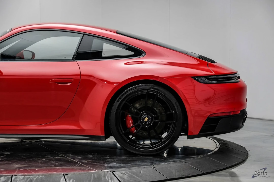 2024 Porsche 992 Carrera GTS - Image 9 of 31