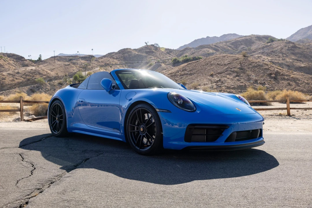 2024 Porsche 992 Carrera GTS - Image 11 of 31
