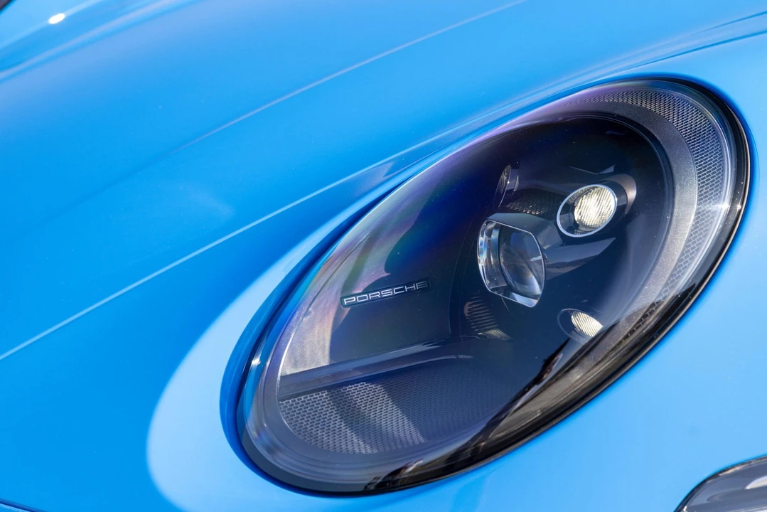 2024 Porsche 992 Carrera GTS - Image 27 of 31