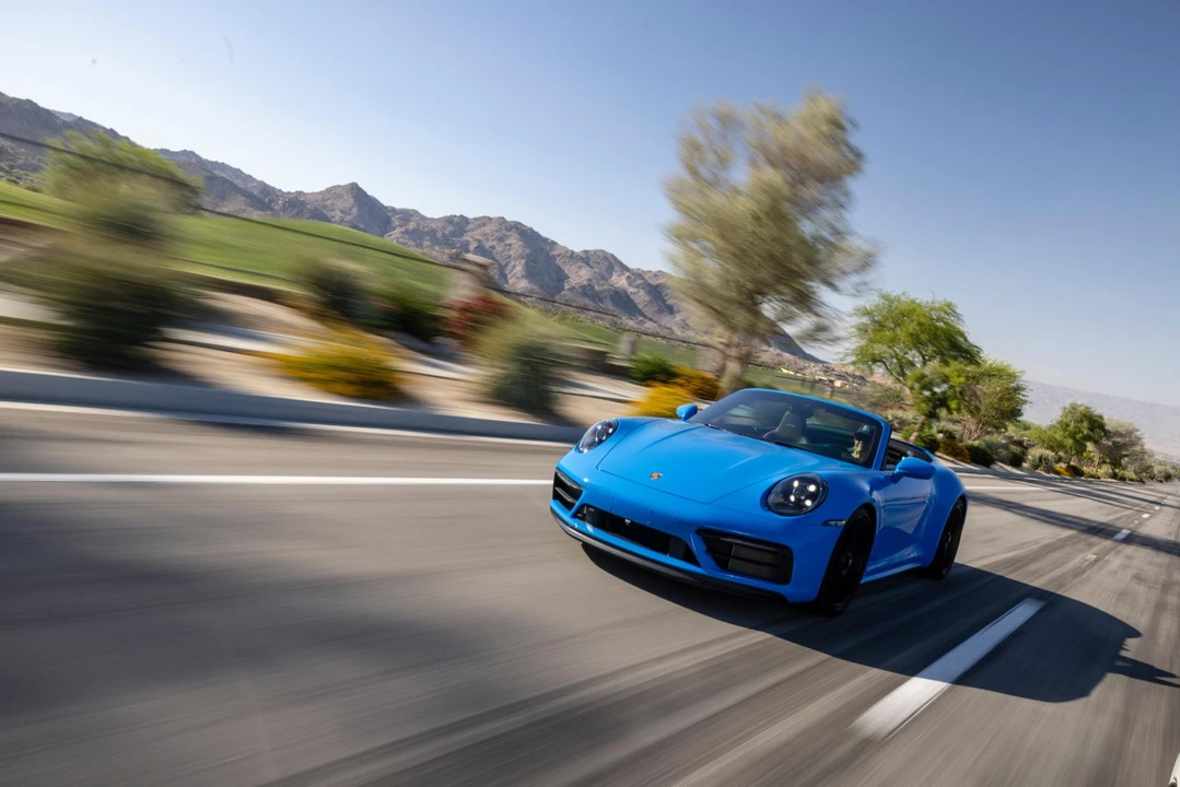 2024 Porsche 992 Carrera GTS - Image 4 of 31