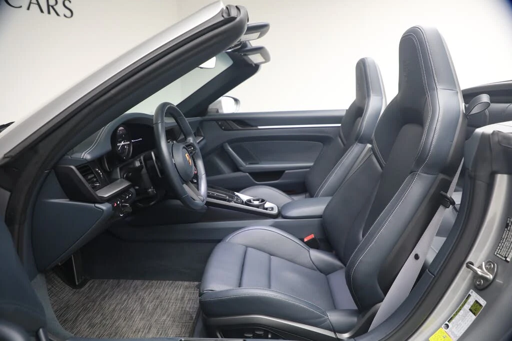 2024 Porsche 992 Carrera GTS - Image 13 of 31