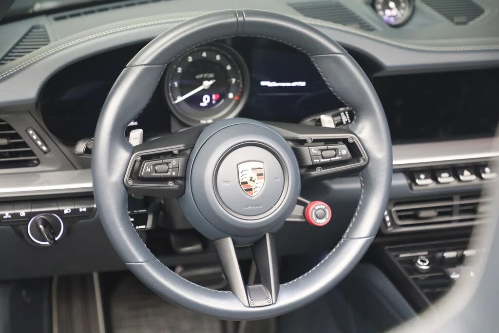 2024 Porsche 992 Carrera GTS - Image 21 of 31