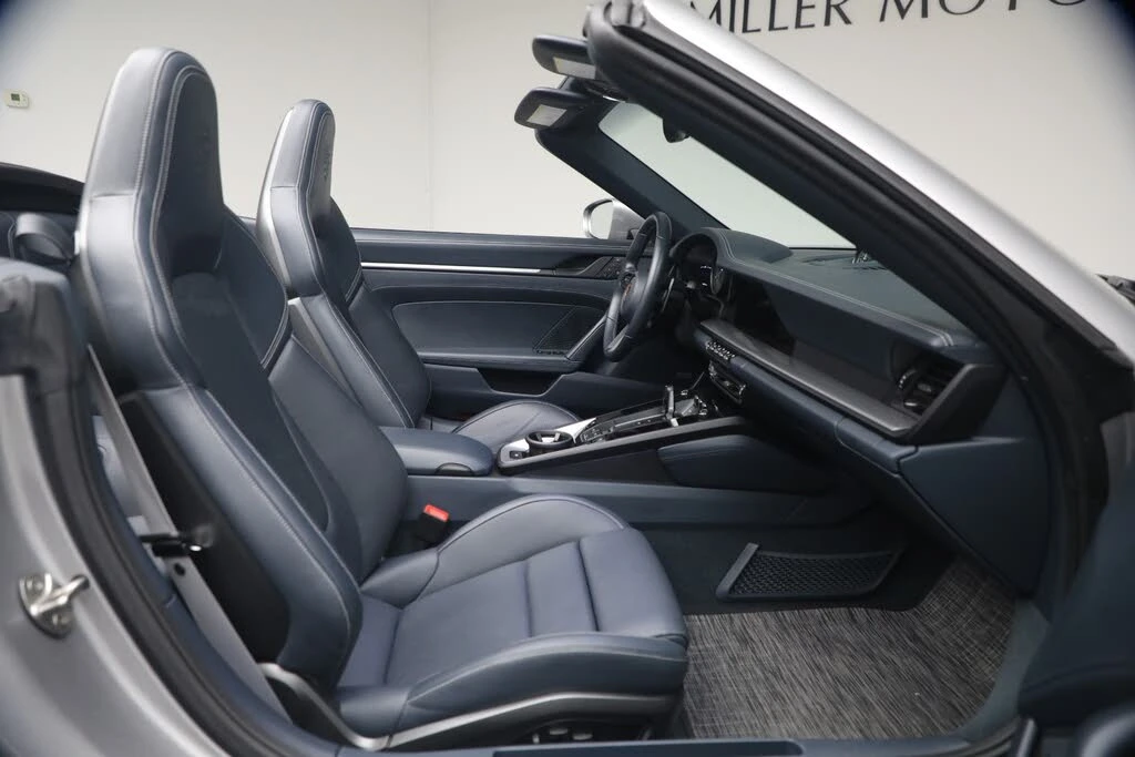 2024 Porsche 992 Carrera GTS - Image 17 of 31