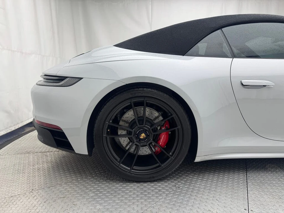2024 Porsche 992 Carrera GTS - Image 14 of 31