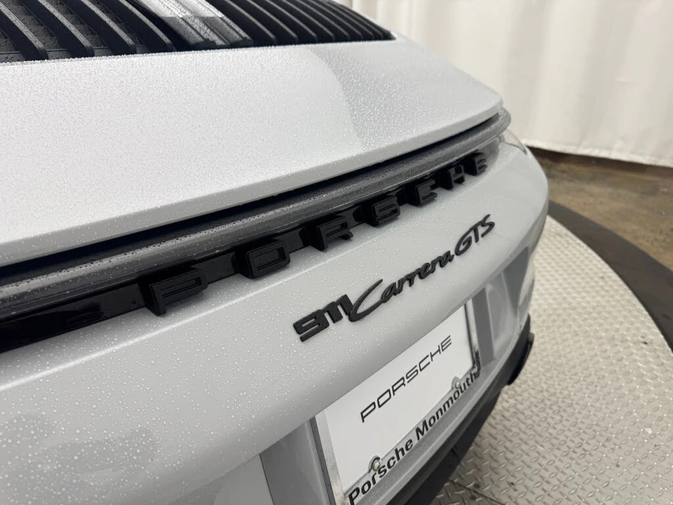 2024 Porsche 992 Carrera GTS - Image 11 of 31