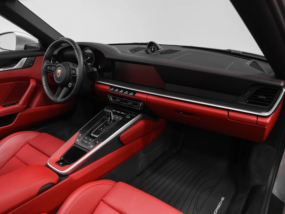 2024 Porsche 992 Carrera GTS - Image 25 of 31