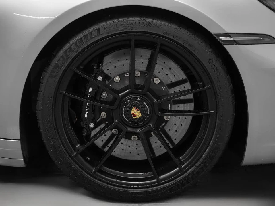 2024 Porsche 992 Carrera GTS - Image 17 of 31