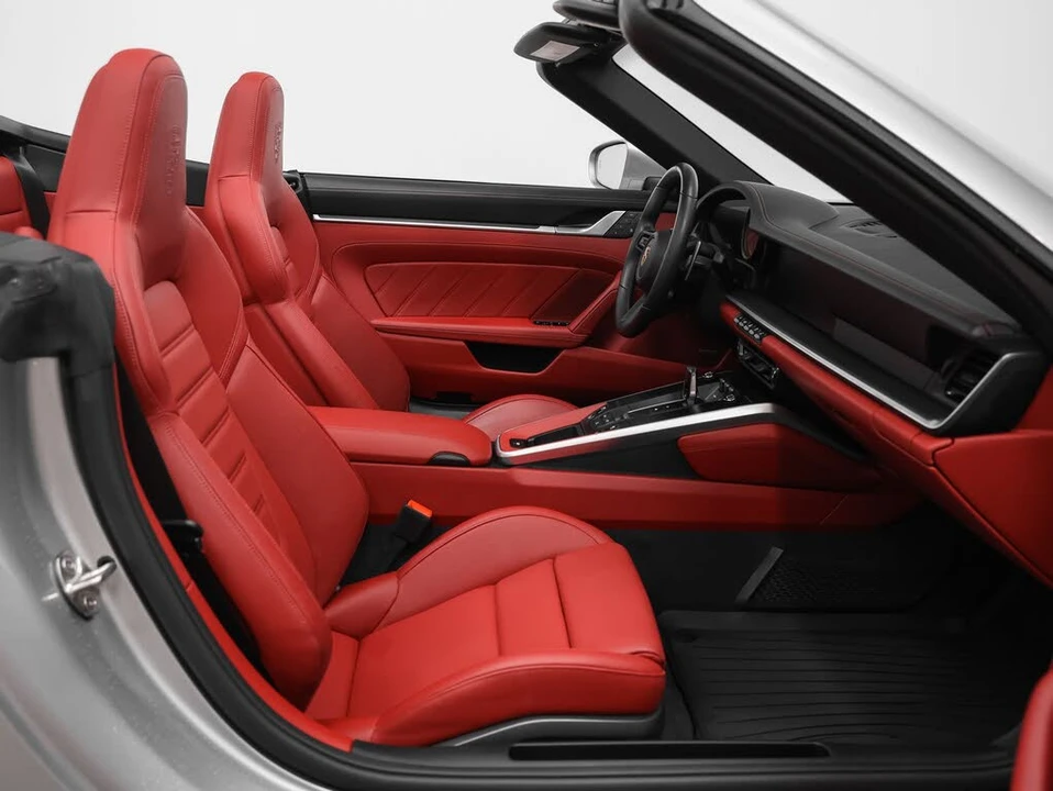2024 Porsche 992 Carrera GTS - Image 24 of 31
