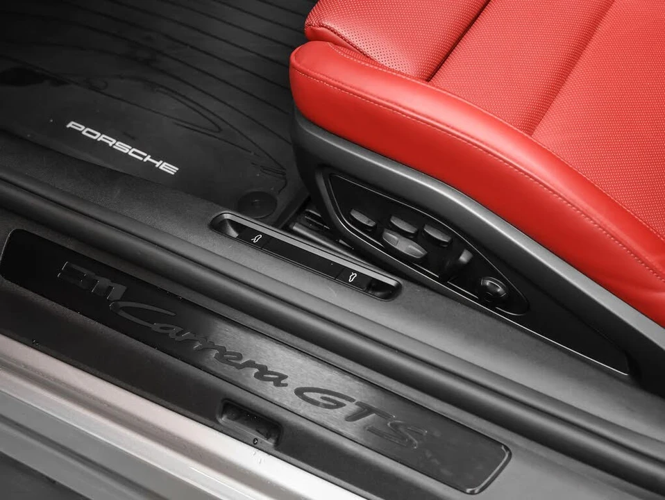 2024 Porsche 992 Carrera GTS - Image 30 of 31
