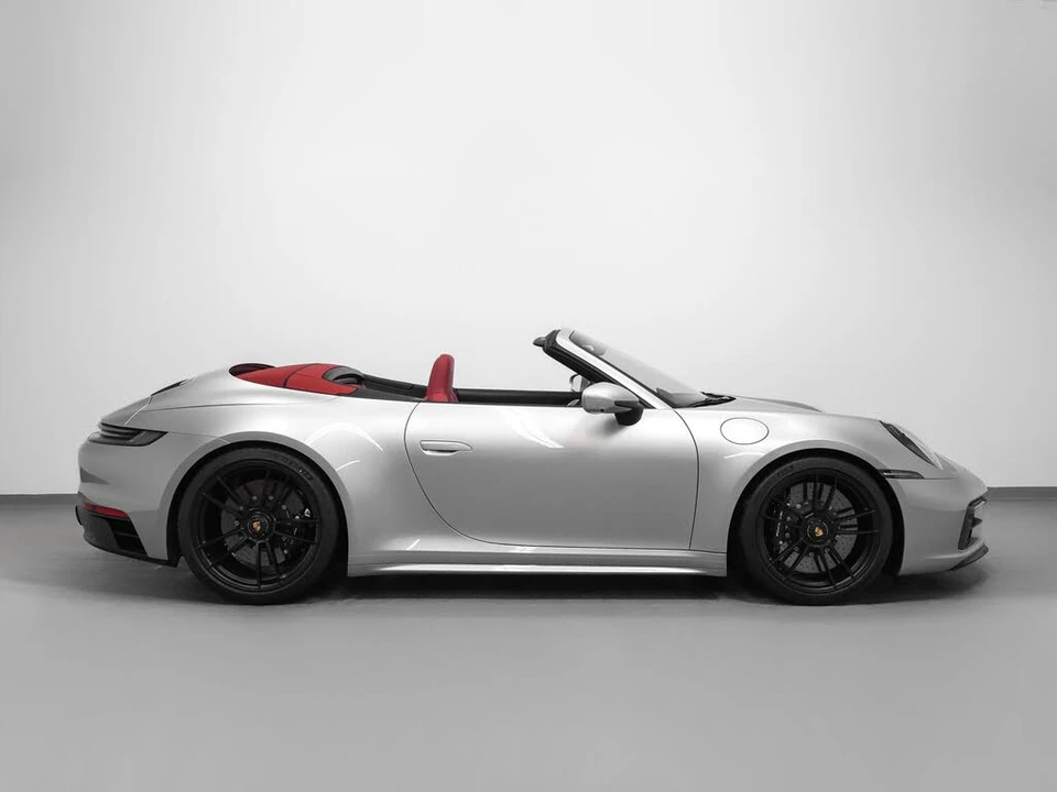2024 Porsche 992 Carrera GTS - Image 15 of 31