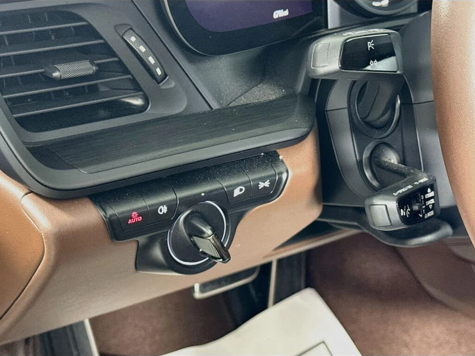 2024 Porsche 992 Carrera GTS - Image 14 of 29