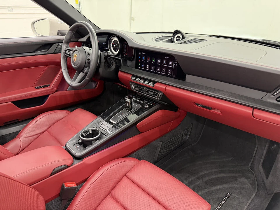 2024 Porsche 992 Carrera GTS - Image 25 of 31