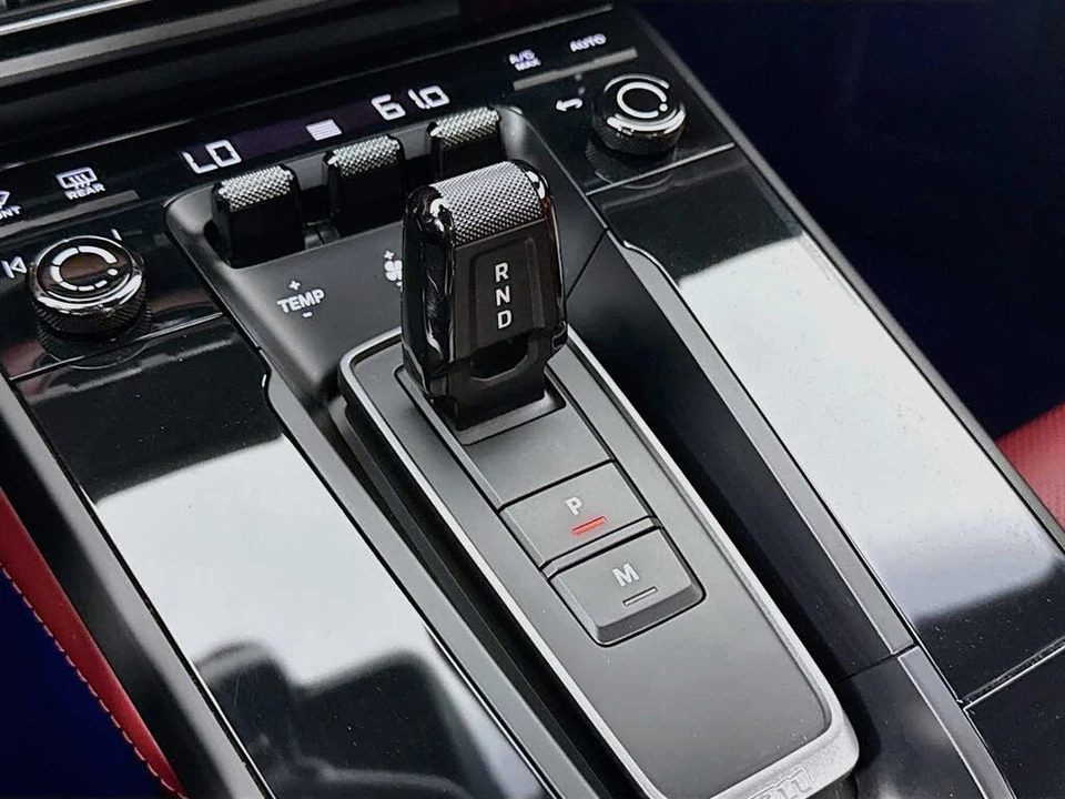 2024 Porsche 992 Carrera GTS - Image 20 of 31
