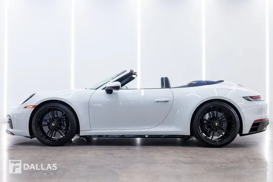 2024 Porsche 911 Carrera GTS Cabriolet