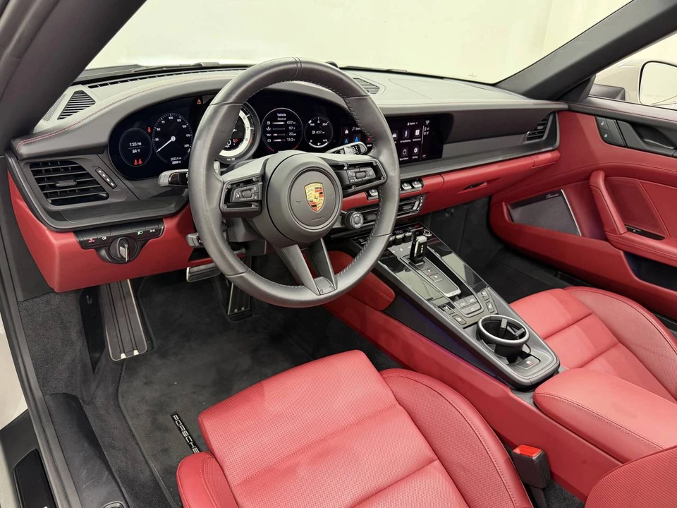 2024 Porsche 992 Carrera GTS - Image 4 of 4