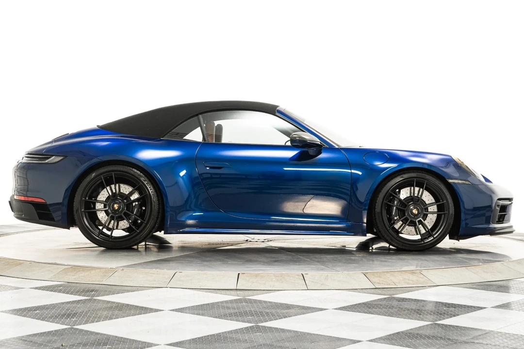 2024 Porsche 992 Carrera GTS - Image 18 of 21