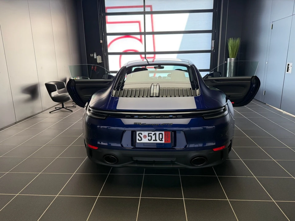 2024 Porsche 992 Carrera - Image 3 of 6