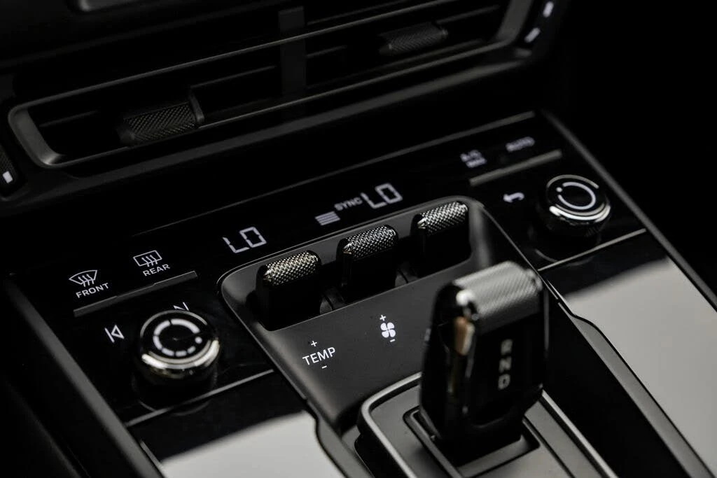 2024 Porsche 992 Carrera GTS - Image 26 of 31