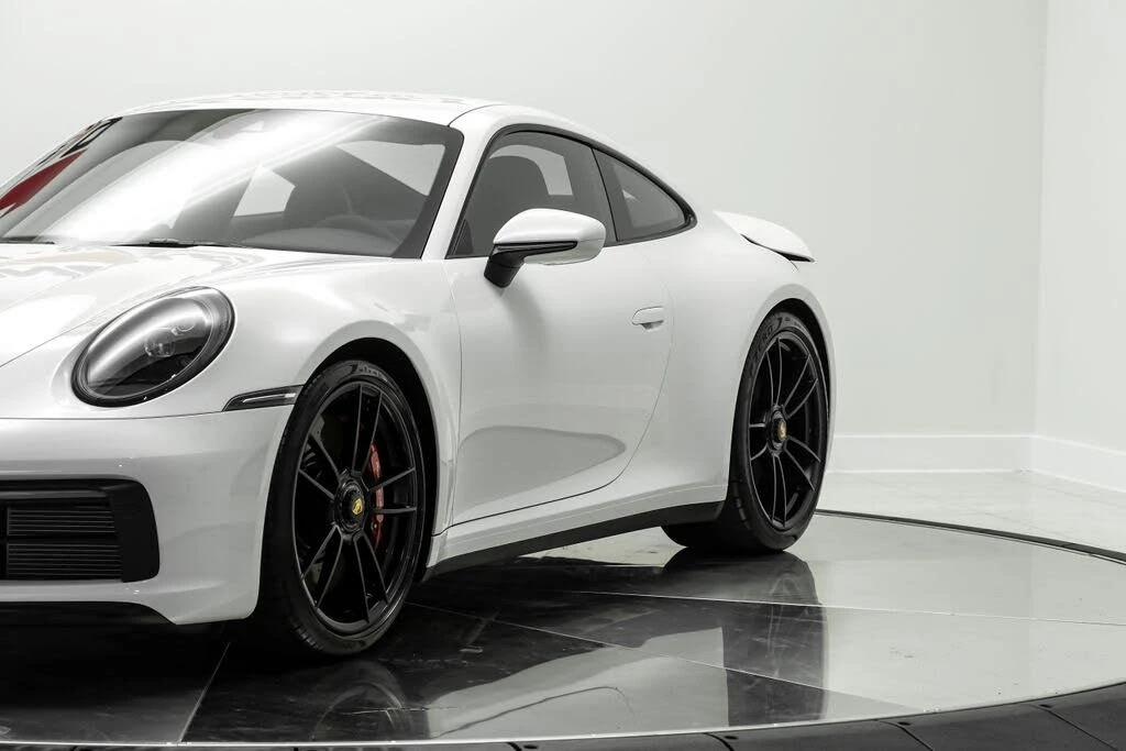 2024 Porsche 992 Carrera GTS - Image 3 of 31