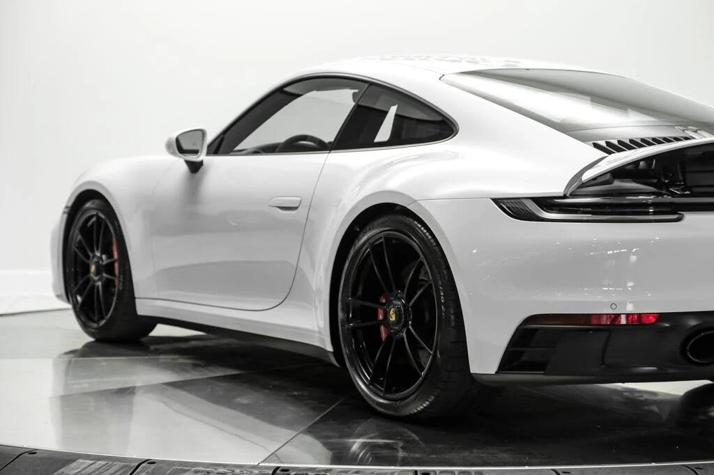 2024 Porsche 992 Carrera GTS - Image 14 of 31