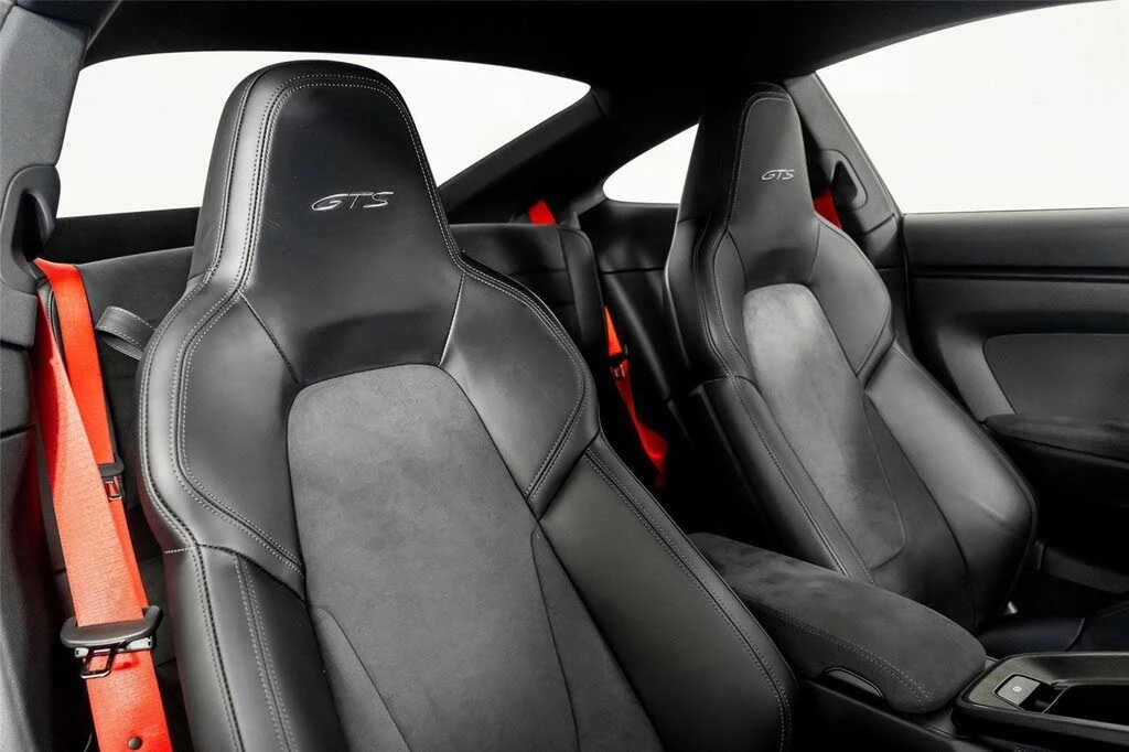2024 Porsche 992 Carrera GTS - Image 29 of 31