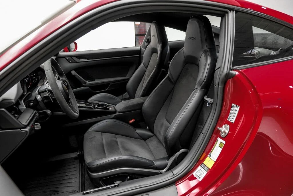 2024 Porsche 992 Carrera GTS - Image 29 of 31