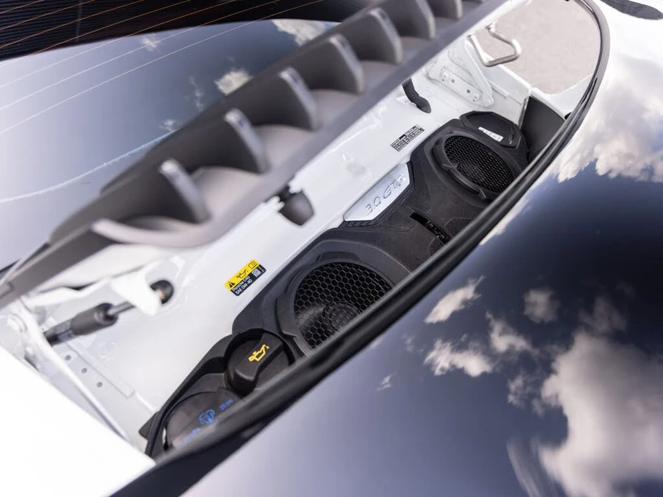 2024 Porsche 992 Carrera GTS - Image 27 of 31