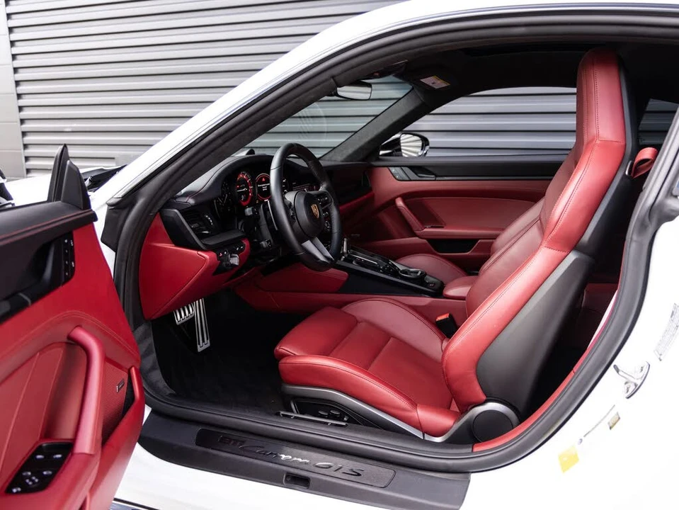 2024 Porsche 992 Carrera GTS - Image 24 of 31